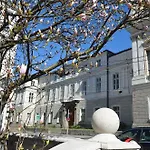 Gastehaus Im Priesterseminar Guest house 3*