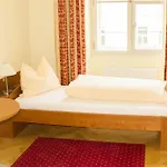 Gastehaus Im Priesterseminar Salzburg