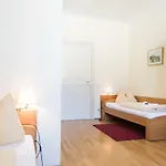 Gastehaus Im Priesterseminar Salzburg