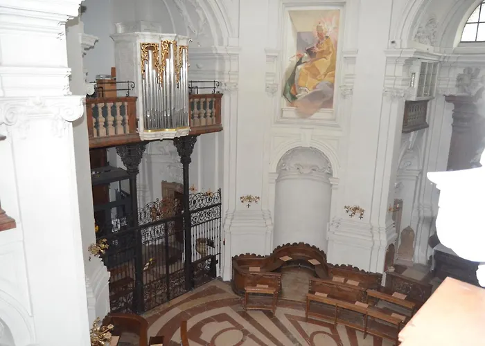 Pensión Gaestehaus Im Priesterseminar Salzburgo
