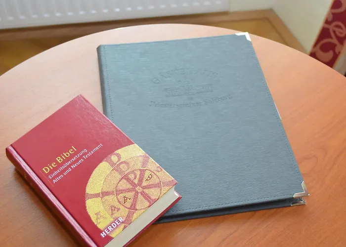 Gaestehaus Im Priesterseminar 3*