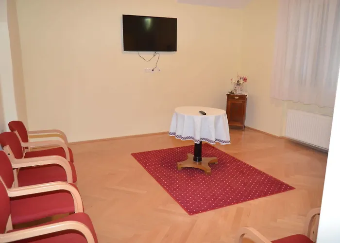 Gaestehaus Im Priesterseminar 3* Salzburgo