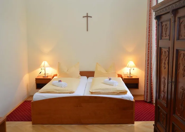 Pensión Gaestehaus Im Priesterseminar Salzburgo