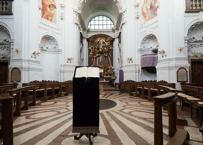 Gaestehaus Im Priesterseminar Salzburgo