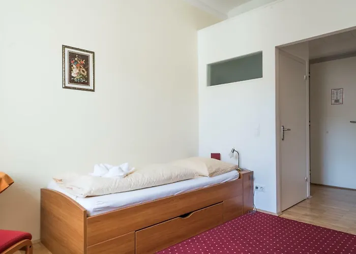 Pensión Gaestehaus Im Priesterseminar Salzburgo