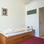 בית הארחה Gaestehaus Im Priesterseminar זלצבורג