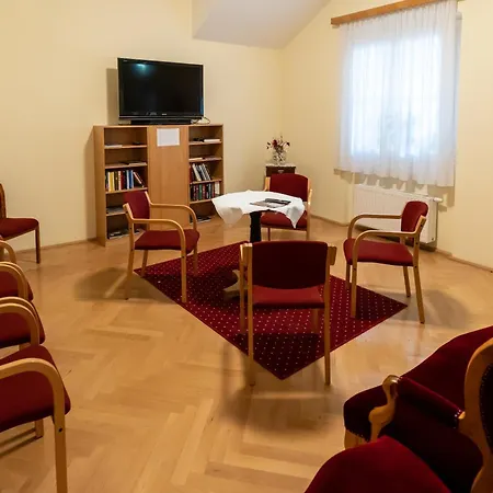 Gastehaus Im Priesterseminar Guest house