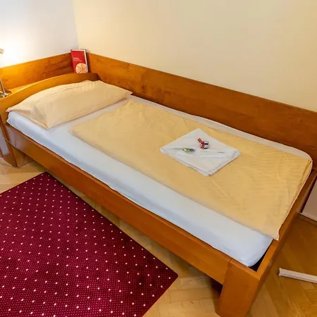 Guest house Gastehaus Im Priesterseminar 3*