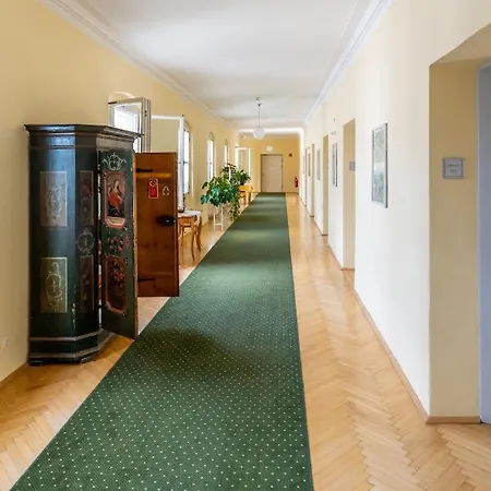 Gastehaus Im Priesterseminar Guest house
