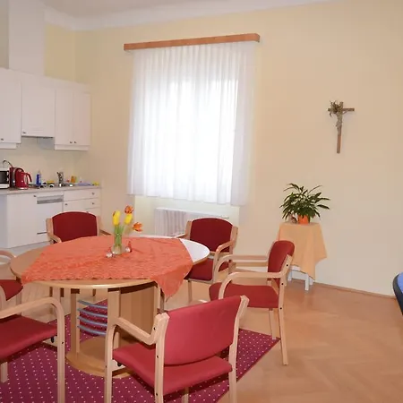 Gastehaus Im Priesterseminar Guest house Salzburg