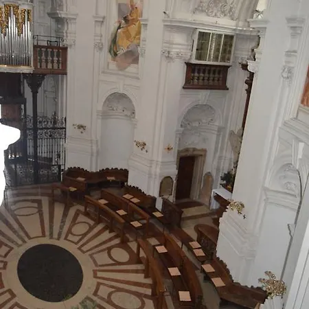Gastehaus Im Priesterseminar
