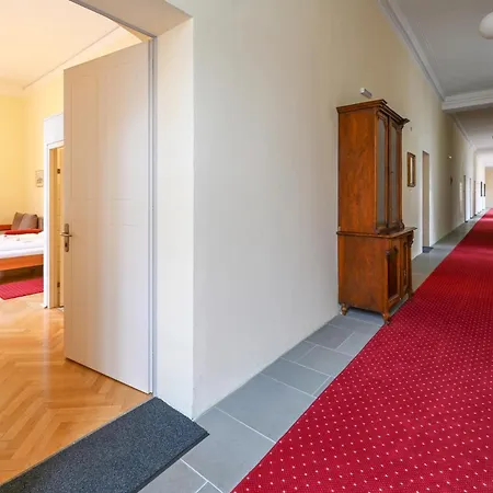 Gaestehaus Im Priesterseminar Konukevi 3*