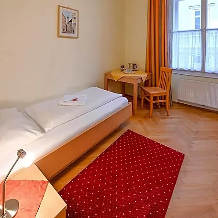Gaestehaus Im Priesterseminar Σάλτσμπουργκ