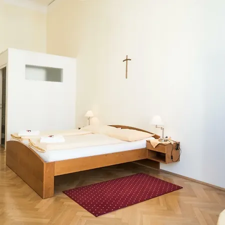 Gastehaus Im Priesterseminar Guest house