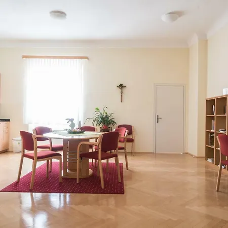 Gastehaus Im Priesterseminar Guest house