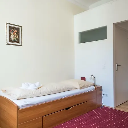 Πανσιόν Gaestehaus Im Priesterseminar Σάλτσμπουργκ