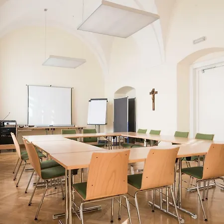 Gaestehaus Im Priesterseminar 3*