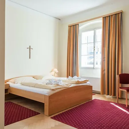 Affittacamere Gaestehaus Im Priesterseminar Salisburgo