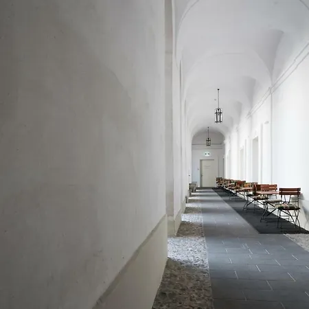 Gaestehaus Im Priesterseminar 3*