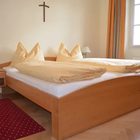 Pensión Gaestehaus Im Priesterseminar 3*